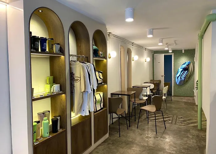 酒店 Uhg The Quarter澎蓬酒店 曼谷