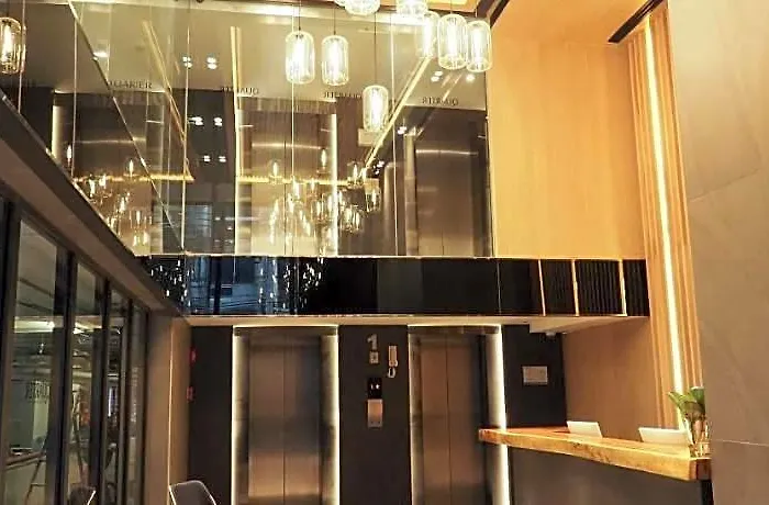 Uhg The Quarter澎蓬酒店 曼谷
